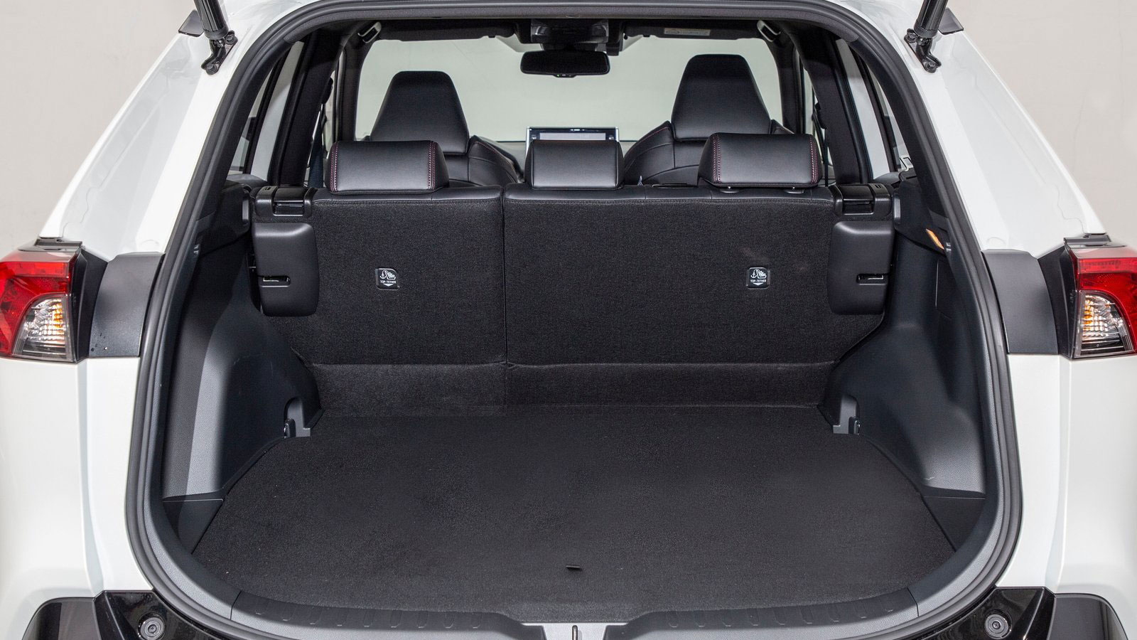 Από 56.280 ευρώ το νέο Suzuki Across