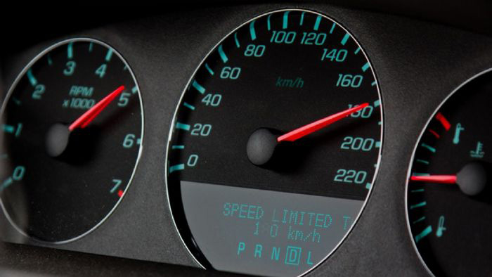 Θα βάλουν και Κόφτη επιτάχυνσης;