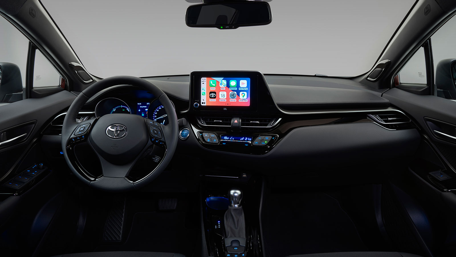 Νέο Toyota C-HR: Ανανέωση για το best seller μικρομεσαίο SUV