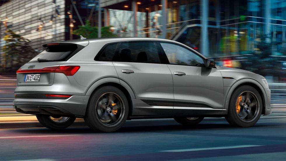 Νέα Audi e-tron και e-tron Sportback black edition