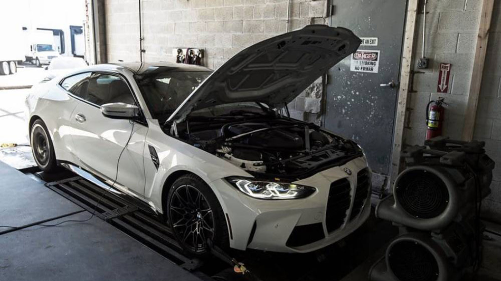 «Κρύβουν» άλογα οι Γερμανοί στη νέα BMW M4;