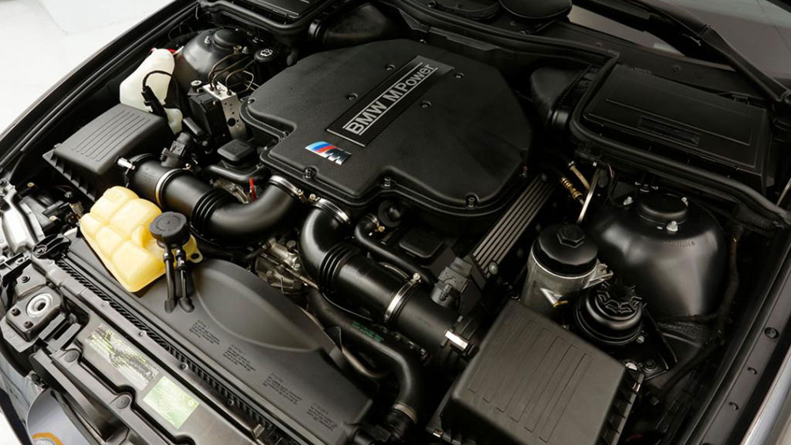 Αυτή η BMW M5 πωλήθηκε όσο μία καινούρια