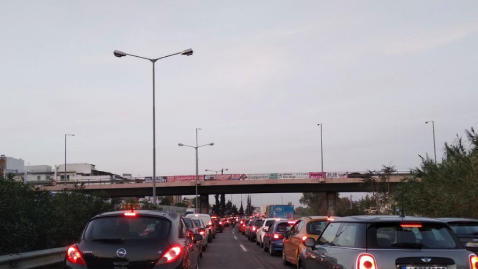 Έκτακτο: Μποτιλιάρισμα στην γέφυρα Καλυφτάκη