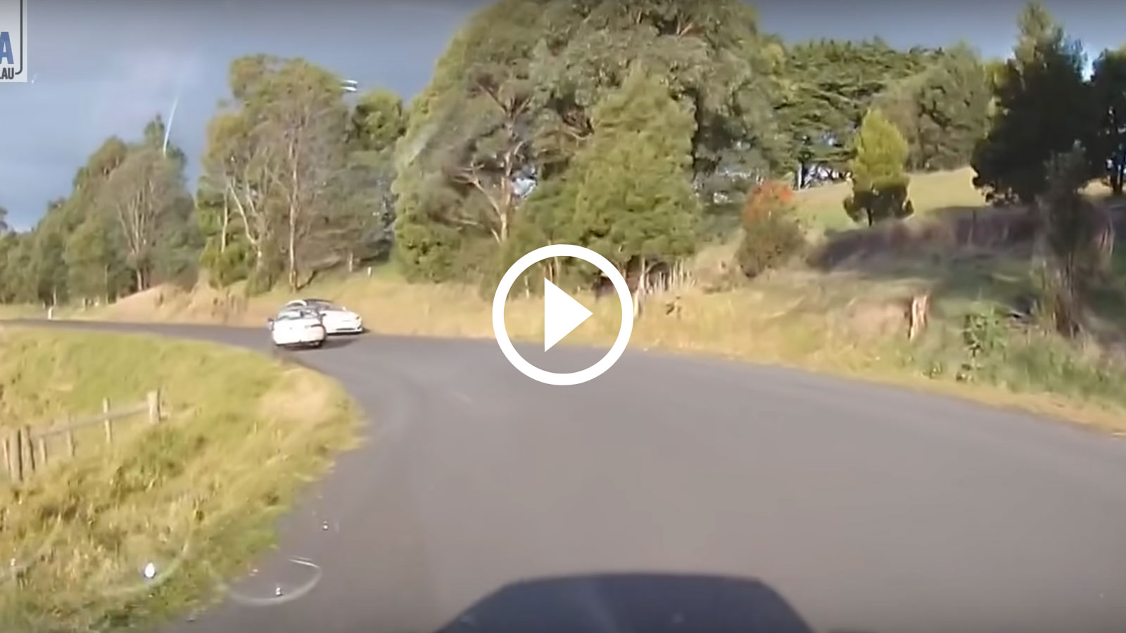 Κουλός με Toyota το «χάνει» και αρχίζει τις ζεϊμπεκιές [video]