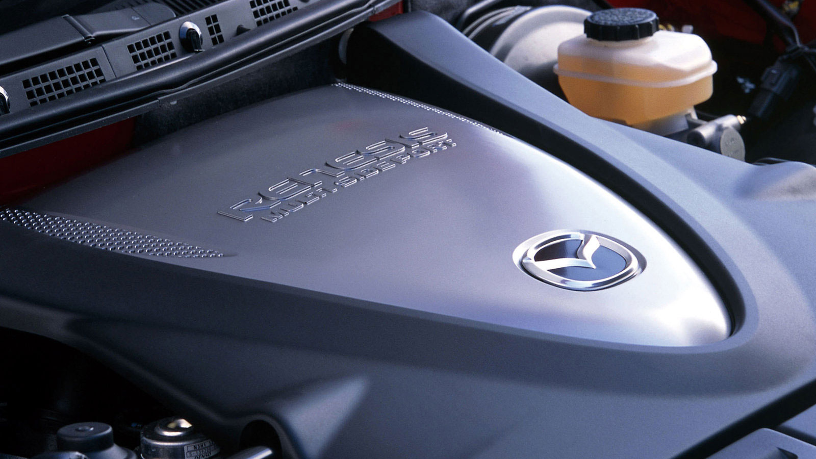 Mazda Renesis: Ένας κινητήρας που «απαιτεί» σεβασμό