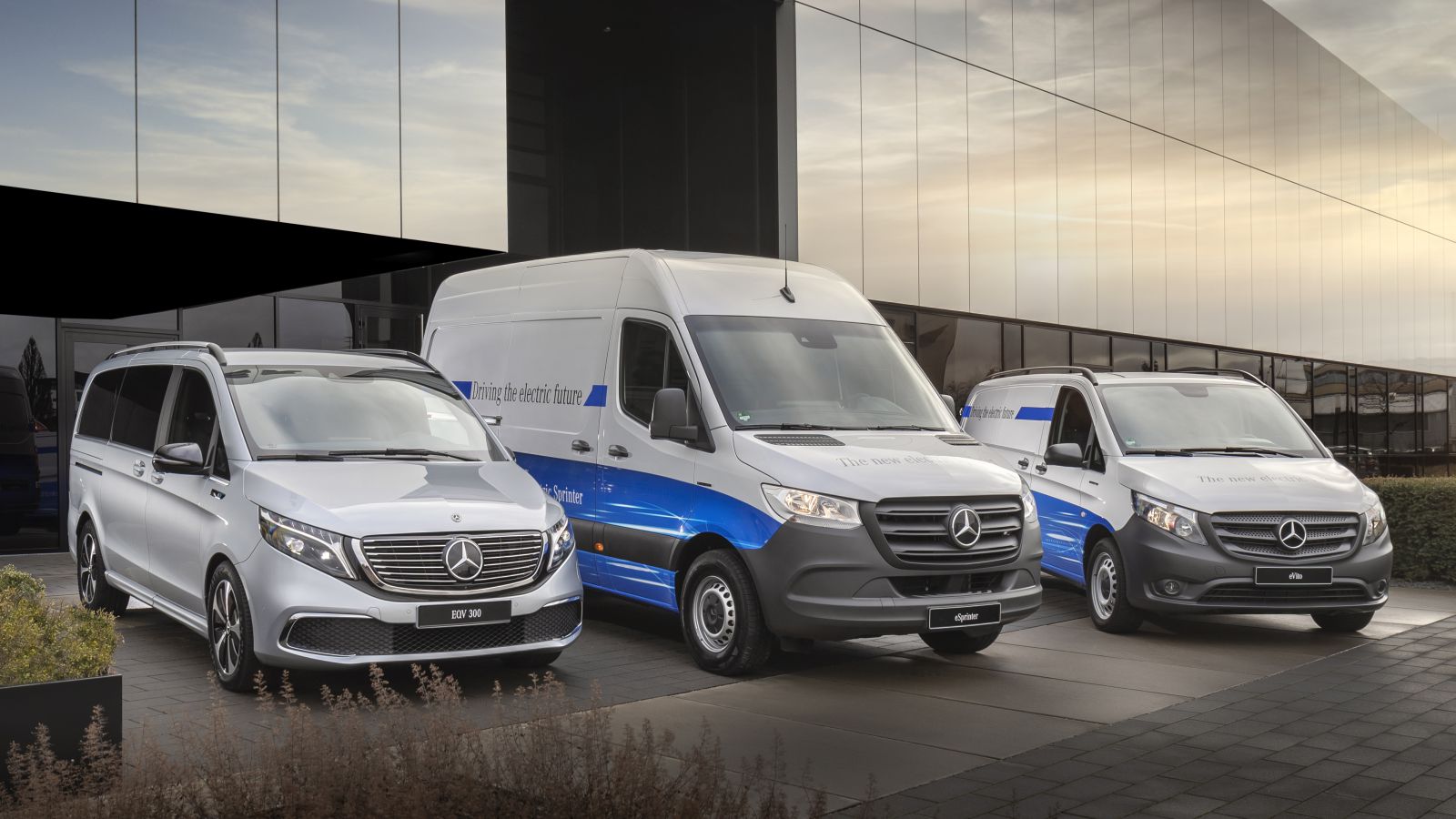 Mercedes: Πρώτη «premium» εταιρεία στην Ελλάδα