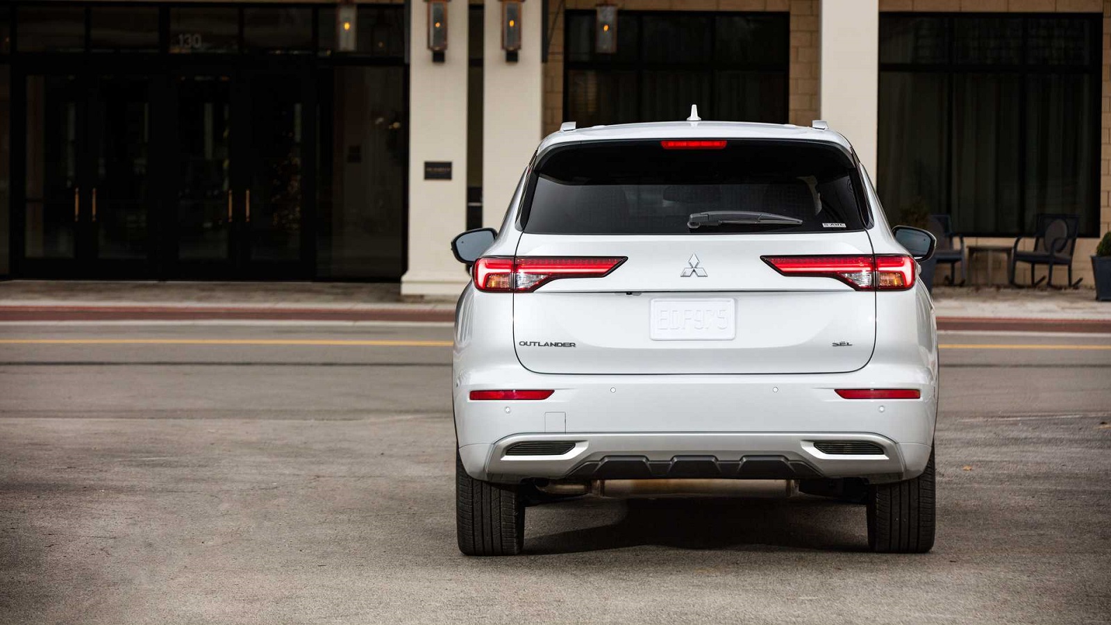 Αποκάλυψη για το νέο Mitsubishi Outlander