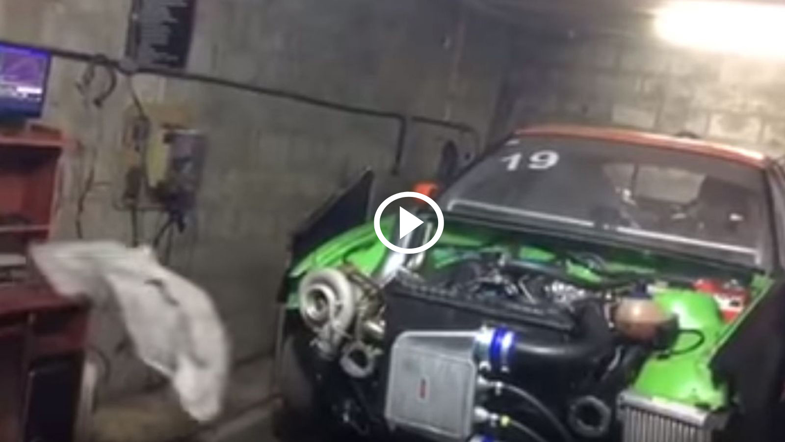 Όταν ο Θεός σου καταστρέφει το Τurbo [video]