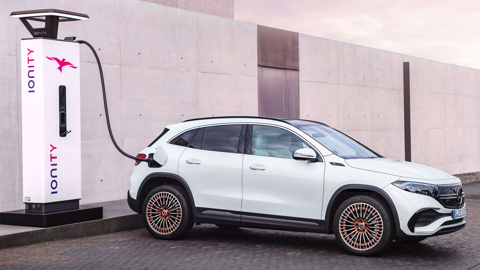 Στην Ελλάδα η ηλεκτρική Mercedes EQA 250 (+Tιμή)