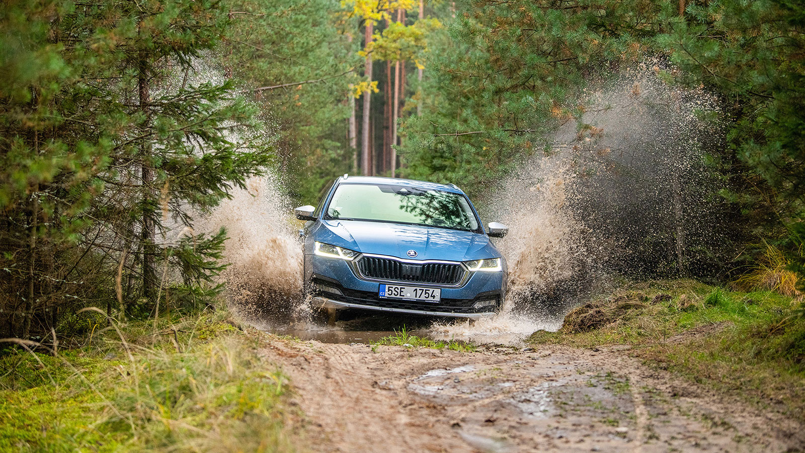 Στην Ελλάδα η νέα Skoda Octavia Scout (+Τιμή)