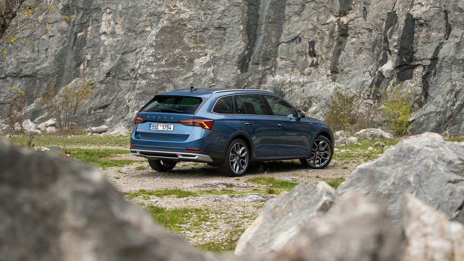 Στην Ελλάδα η νέα Skoda Octavia Scout (+Τιμή)