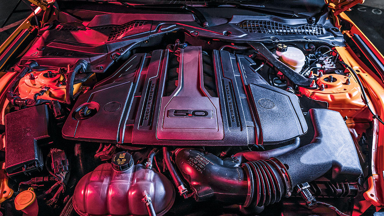 Οδηγούμε 8 «κτήνη» με V8 μοτέρ