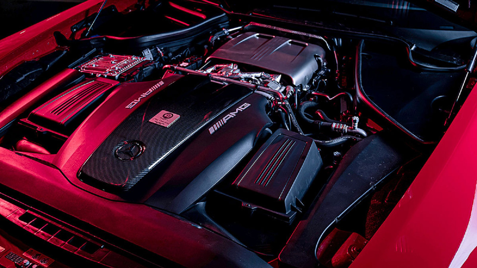 Οδηγούμε 8 «κτήνη» με V8 μοτέρ