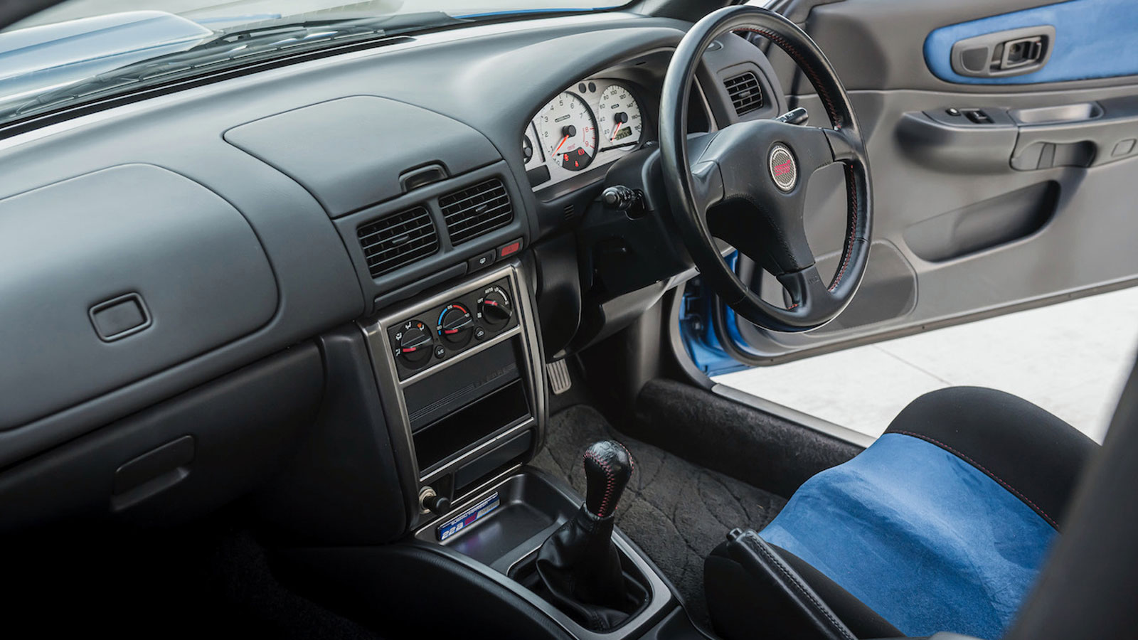 Πωλείται σπάνιο Subaru Impreza 22B STi με ελάχιστα χιλιόμετρα