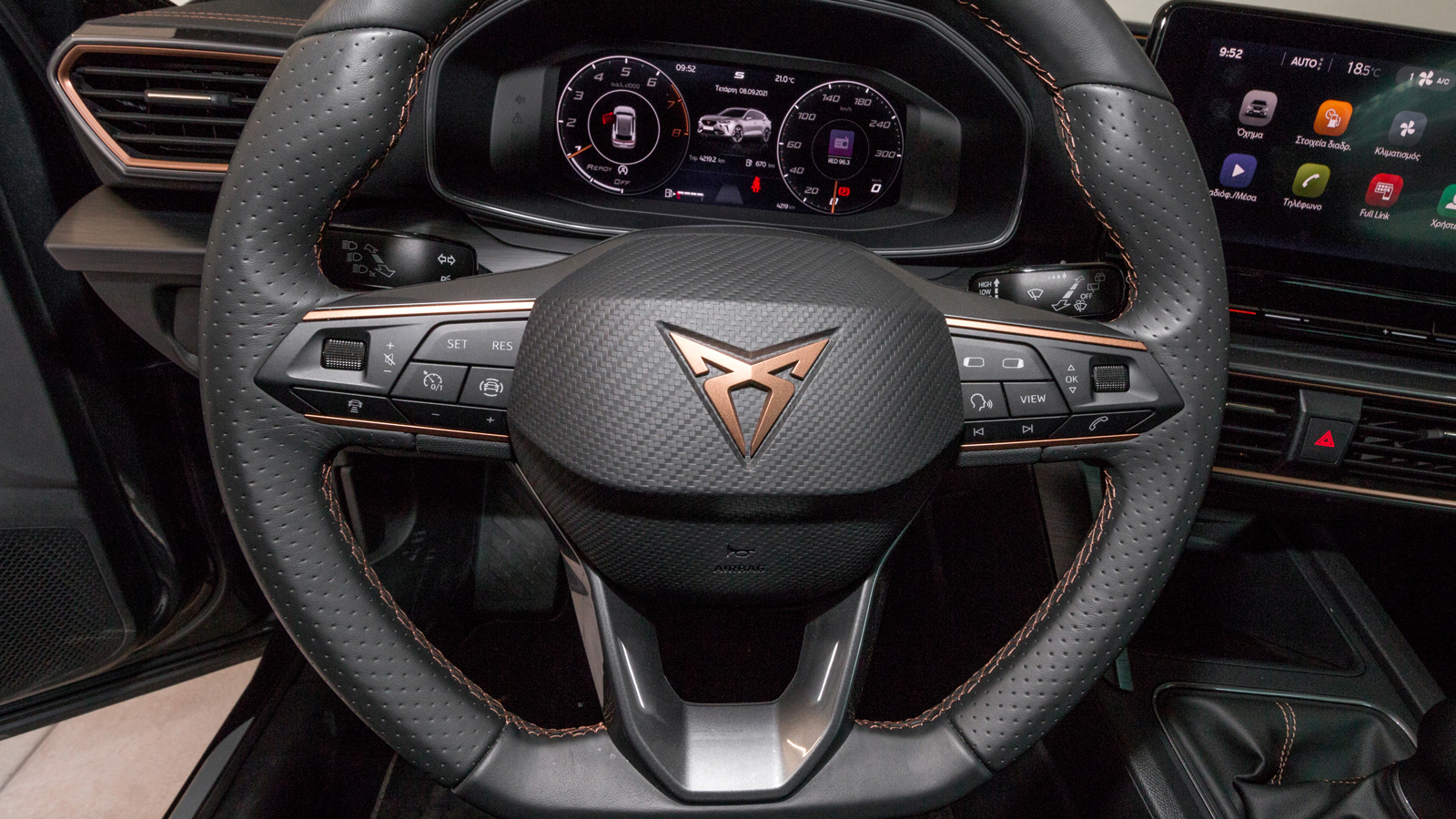 Οδηγεί σε ράλι χωρίς τιμόνι [vid]