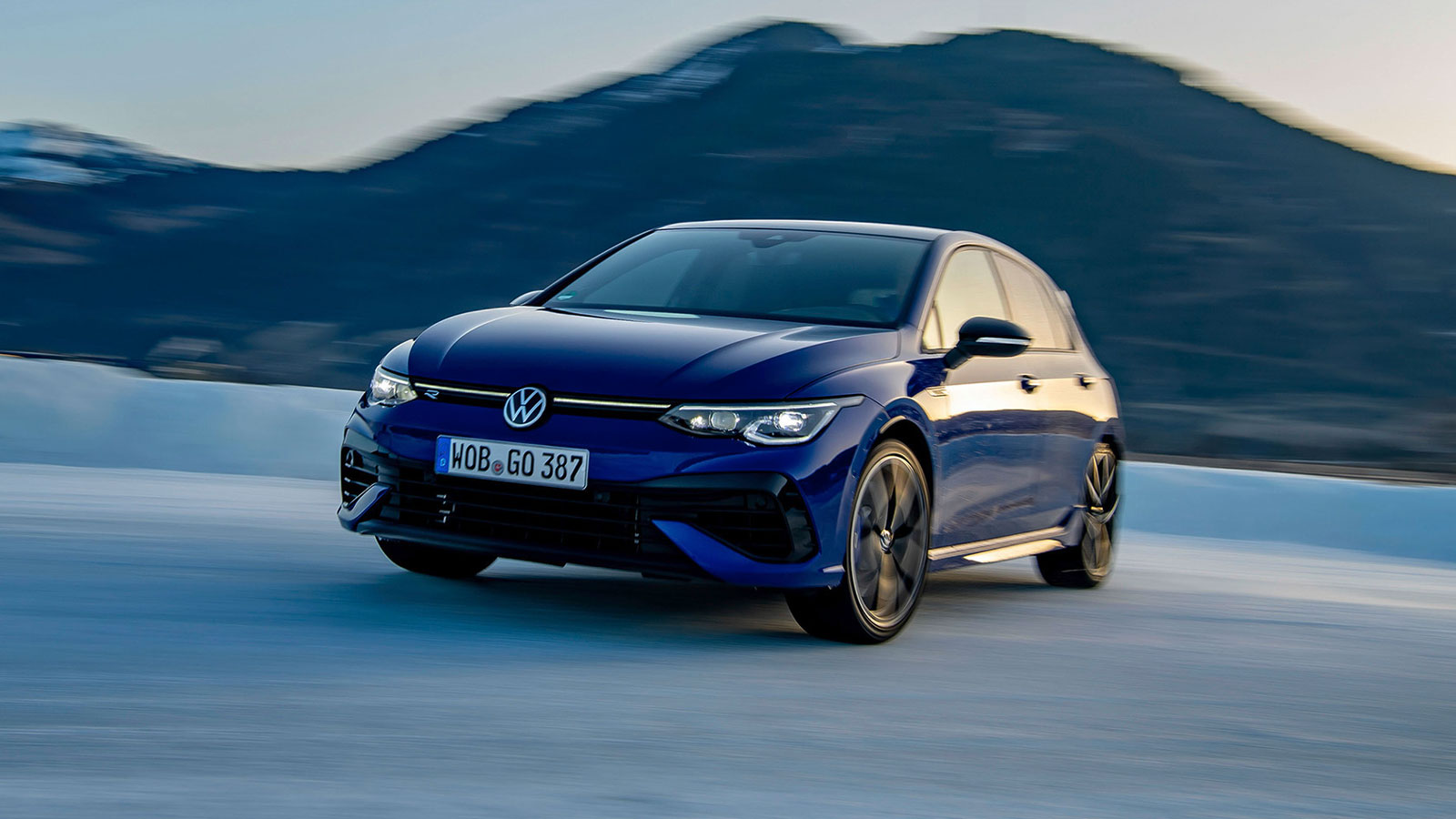 Το «drift mode» μεταμορφώνει το νέο VW Golf R