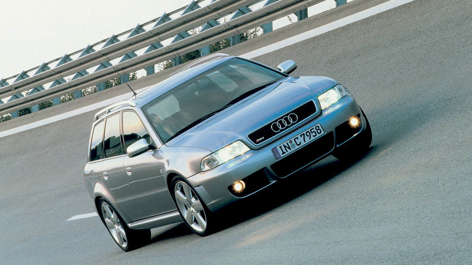 Audi A4: Το πρώτο Audi της μοντέρνας εποχής