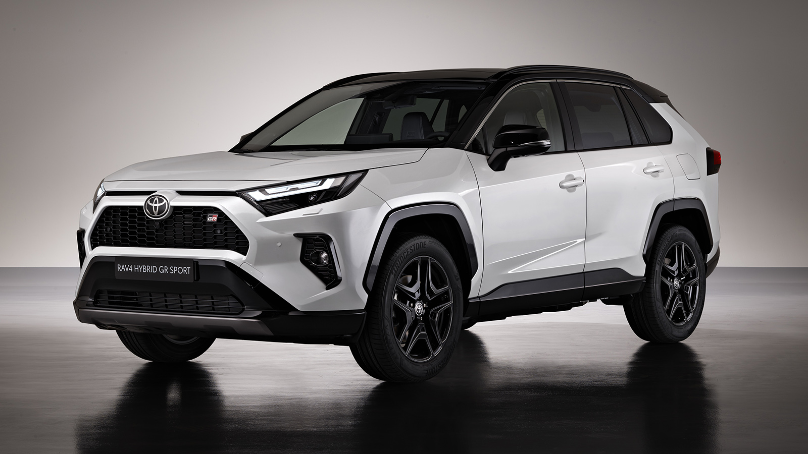 Νέα GR Sport έκδοση για το RAV4 από την Toyota