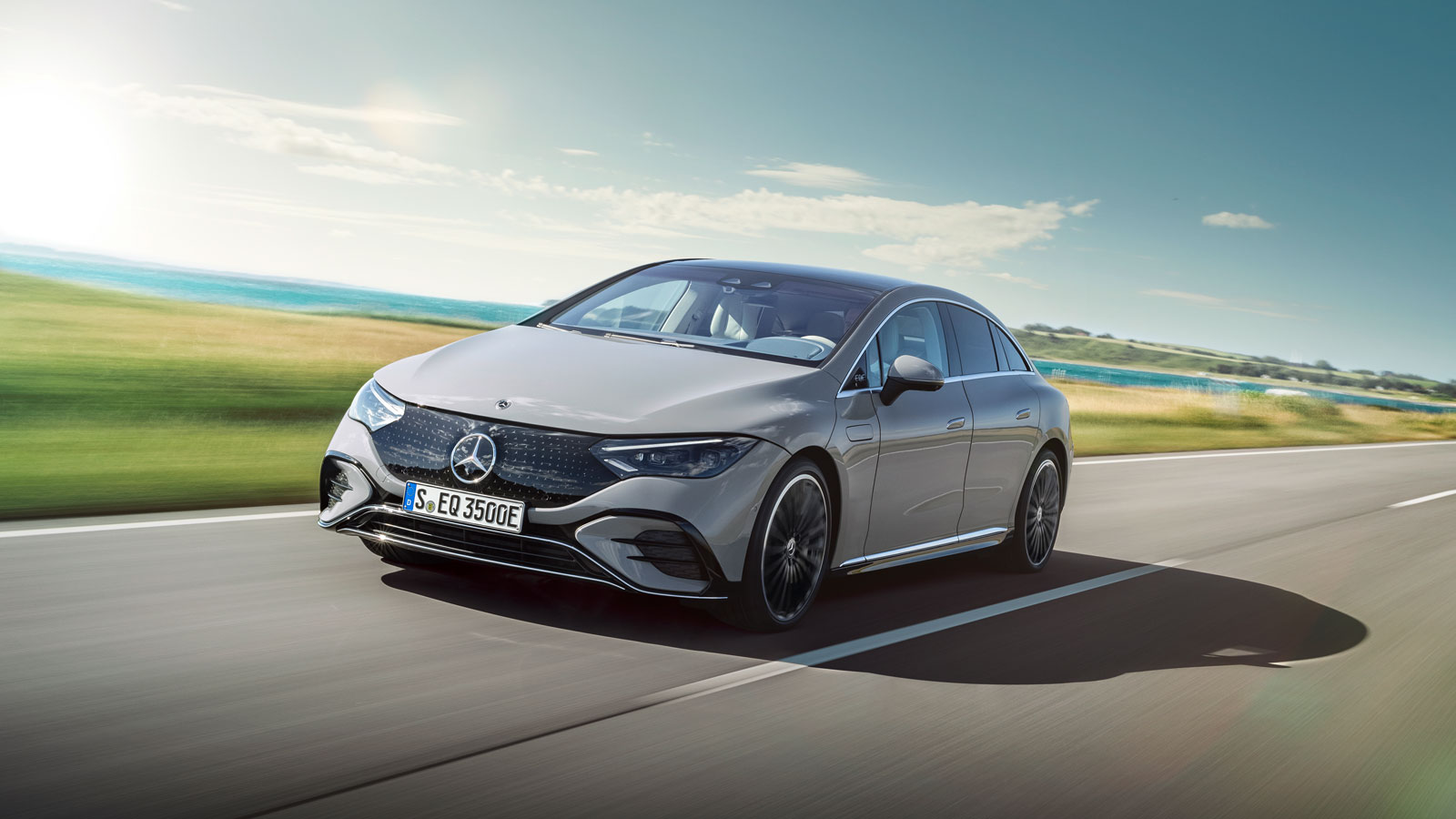 Έναρξη πωλήσεων για τη νέα αμιγώς ηλεκτρική EQE 