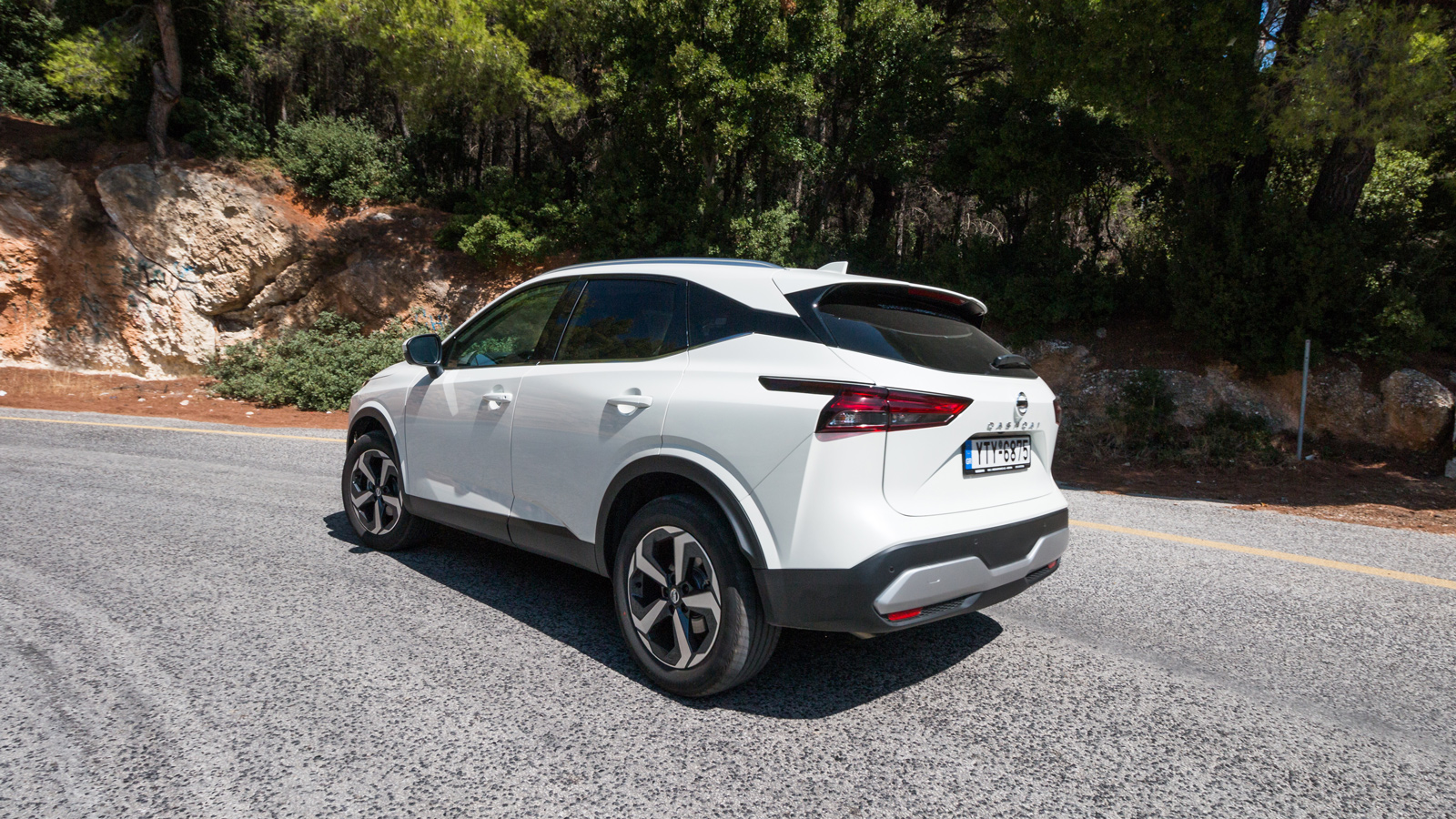 Με τα ίδια λεφτά, Nissan Qashqai ή VW Tiguan;