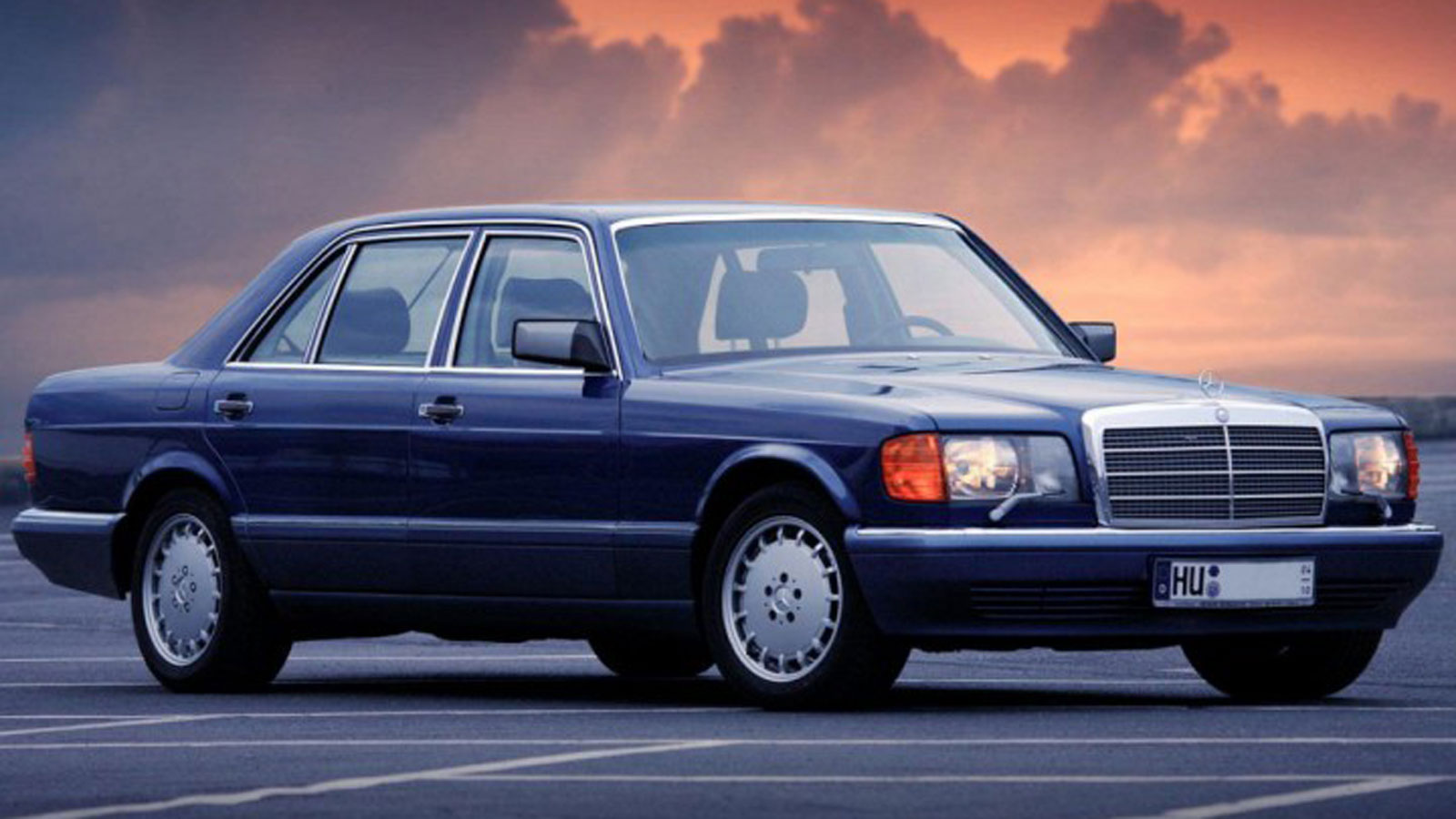 Mercedes S-Class: Το μοντέλο που πάντα άλλαζε την αυτοκίνηση
