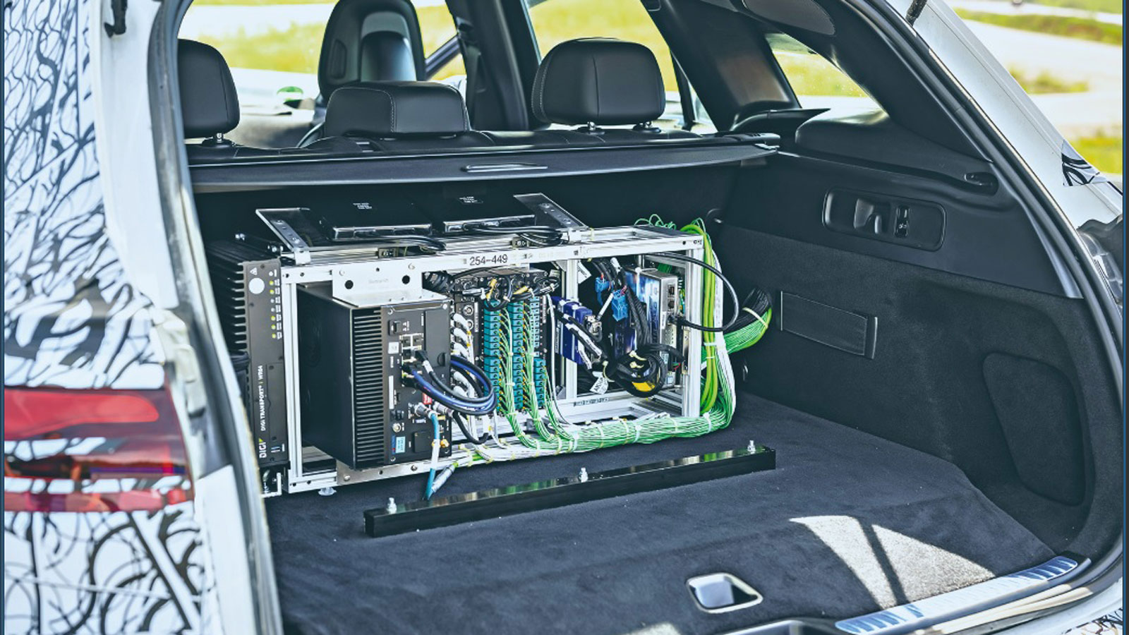 Αποκλειστικό: Επίσκεψη στο κέντρο δοκιμών της Mercedes-Benz