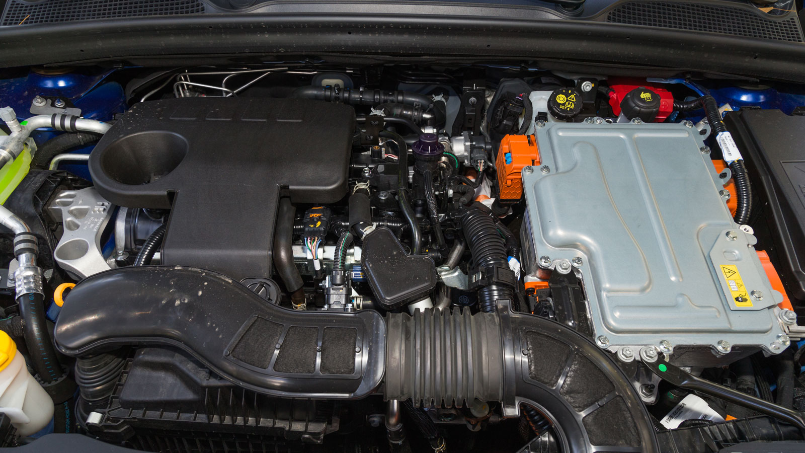 1,5 δλ. πιο γρήγορο το υβριδικό Renault Clio στο 0-100 χλμ/ώρα