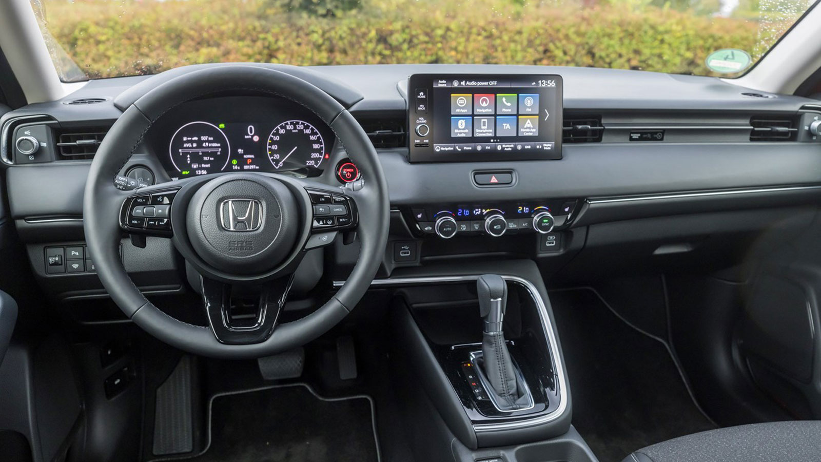 Πιο «φρέσκο» το νέο Honda HR-V, παραμένει ξεχωριστό το Toyota C-HR