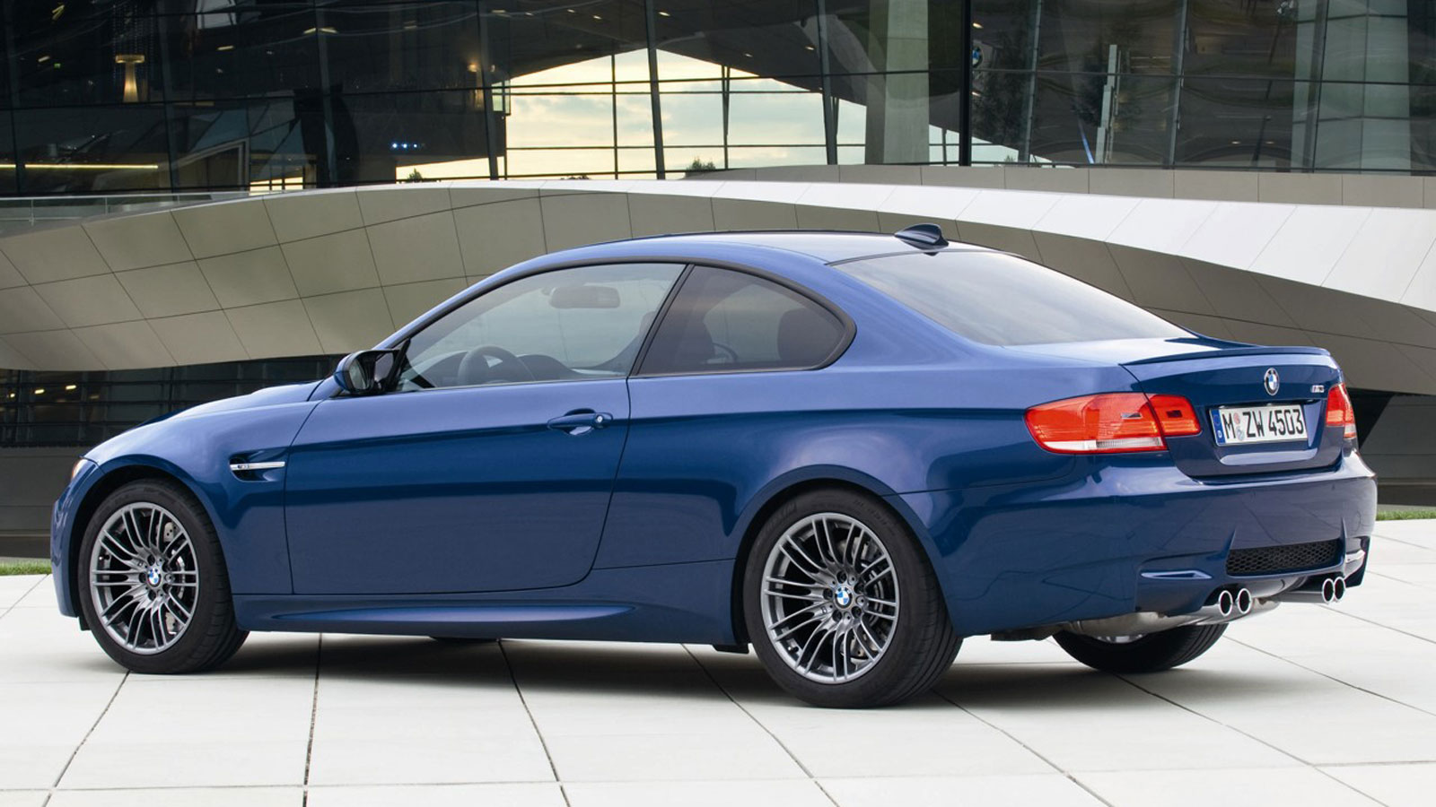 BMW M3: Μυθική και ονειρική