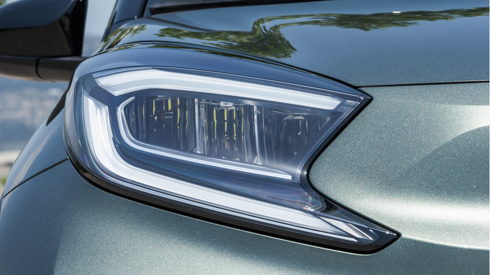 Toyota Aygo X CVT: To μικρό μεγάλωσε κι έγινε crossover