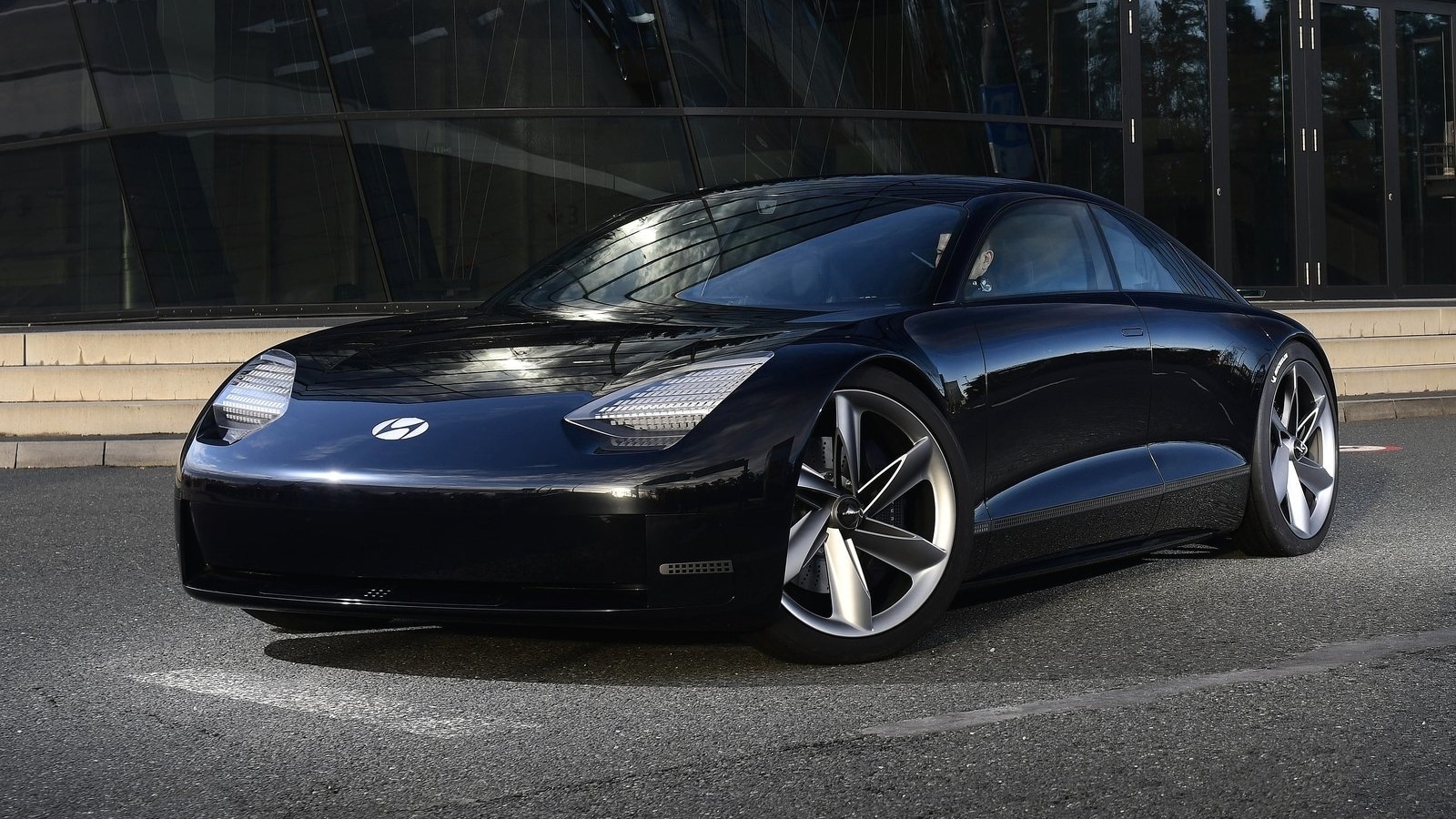 Hyundai Ioniq 6: Πρωταγωνιστής στον κατασκοπευτικό φακό