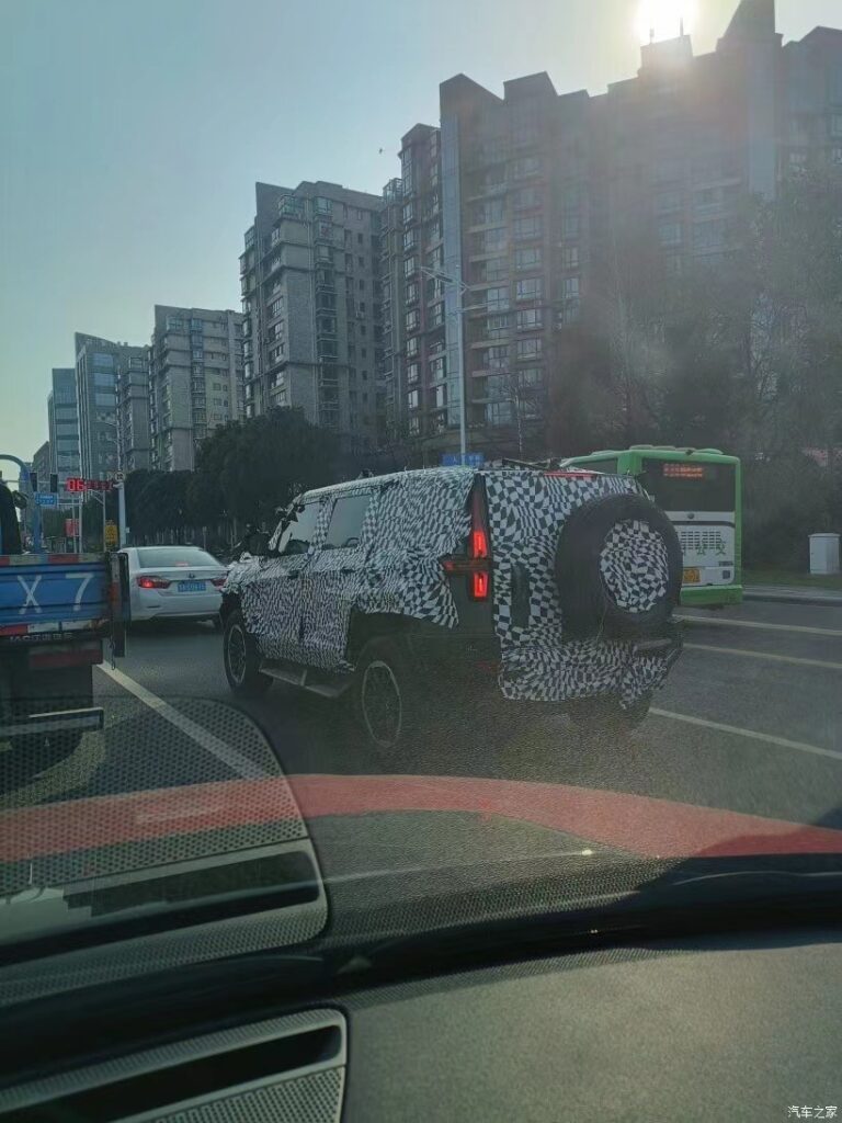 Το Mengshi M-Terrain θα είναι ο αντίπαλος του Hummer!