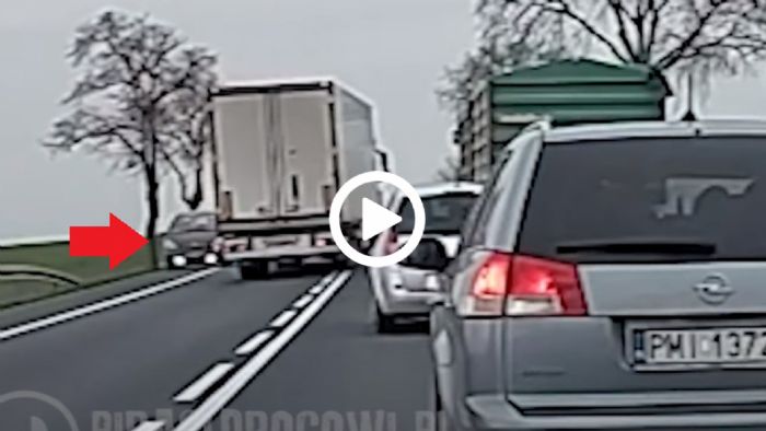 Νταλικέρης κάνει 4πλη προσπέραση στο αντίθετο ρεύμα [video]