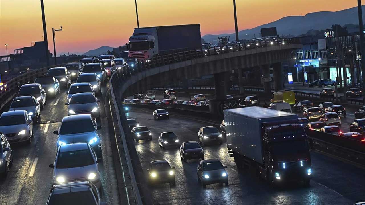 Ποιες λύσεις για το κυκλοφοριακό προτείνει το Υπουργείο