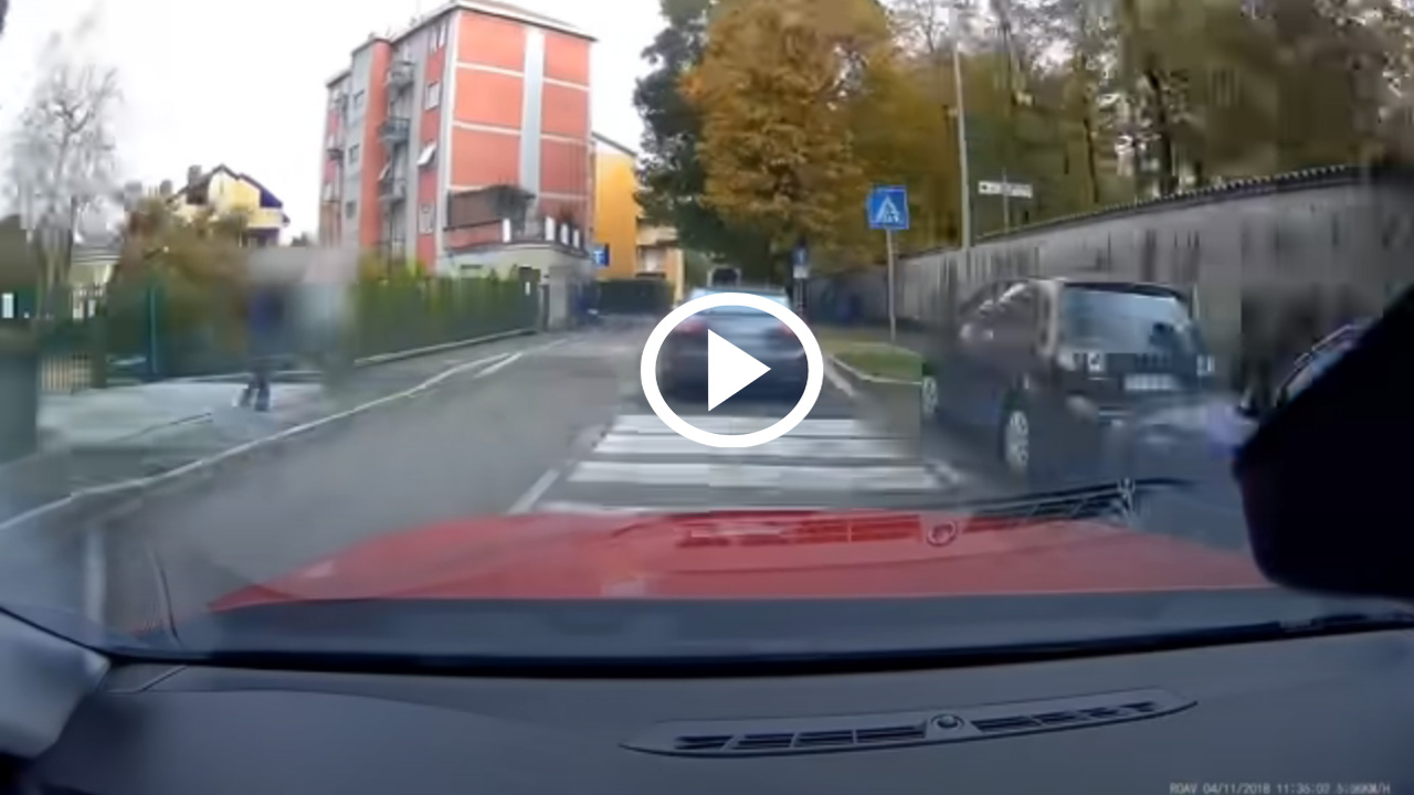 Στην αρχή μόρτες αλλά στο τέλος κότες [video]