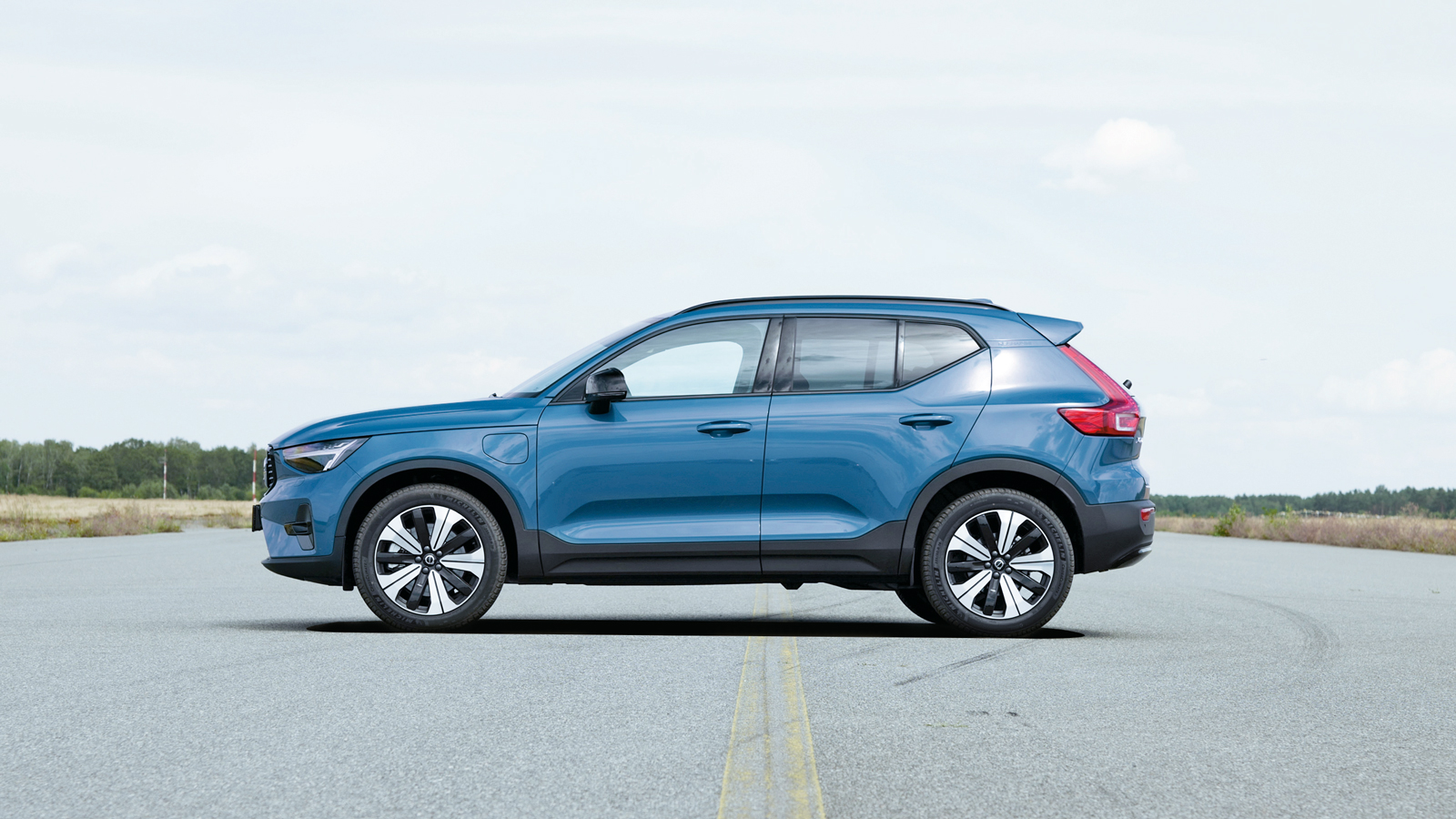 Είναι premium και δεν το κρύβει. Αν η Volvo είχε εγκαταστήσει το νέο σύστημα ψυχαγωγίας, θα ήταν μπροστά από την BMW  