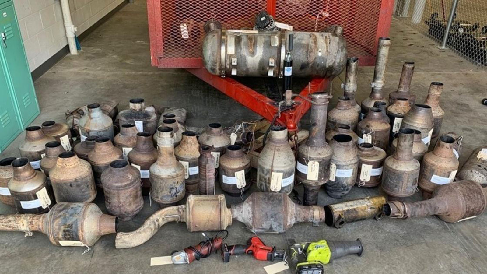 Σύλληψη 38χρονου για κλοπή καταλυτών 