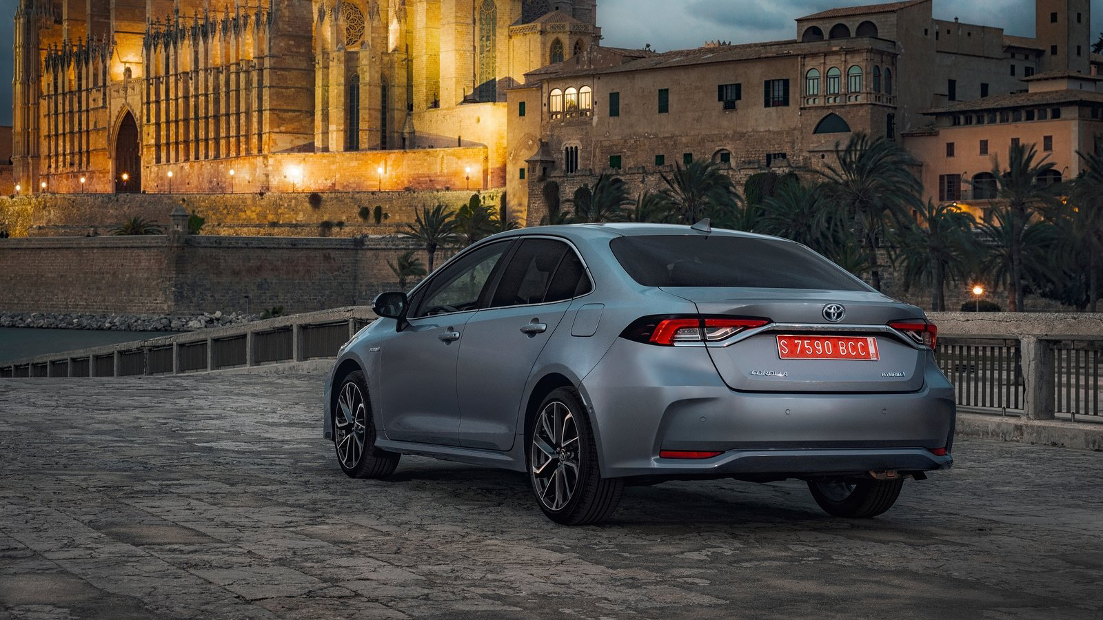 Τα 4+1 μοντέλα που βγαίνουν σε sedan και hatchback!