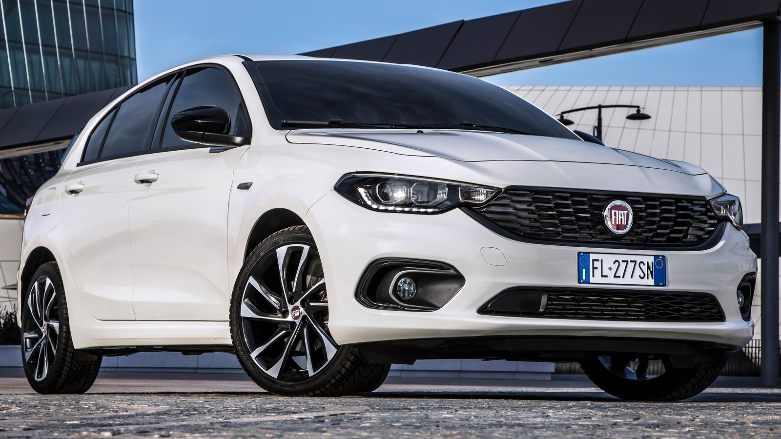 Τα 4+1 μοντέλα που βγαίνουν σε sedan και hatchback!