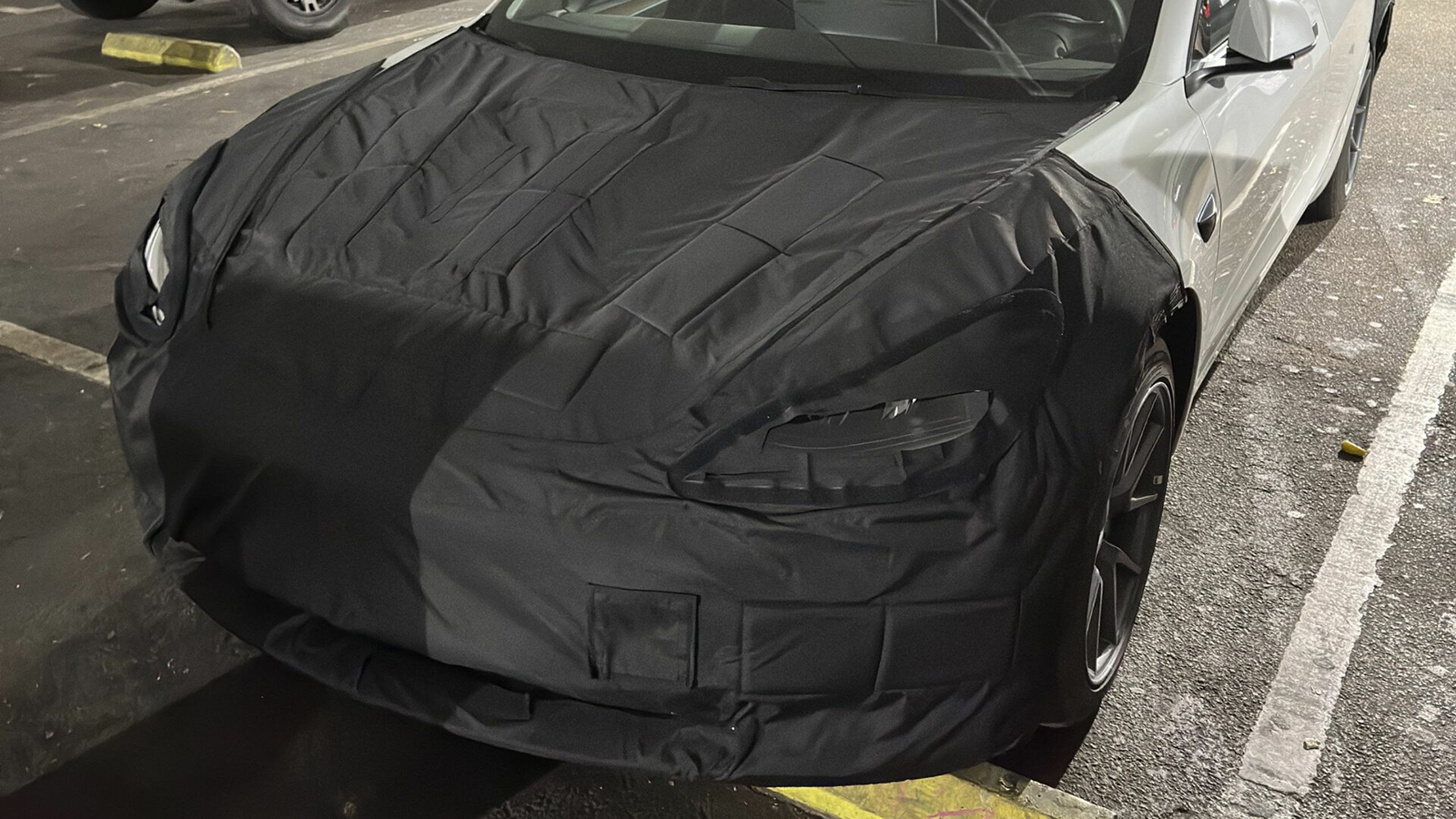 Προ των πυλών το ανανεωμένο Tesla Model 3