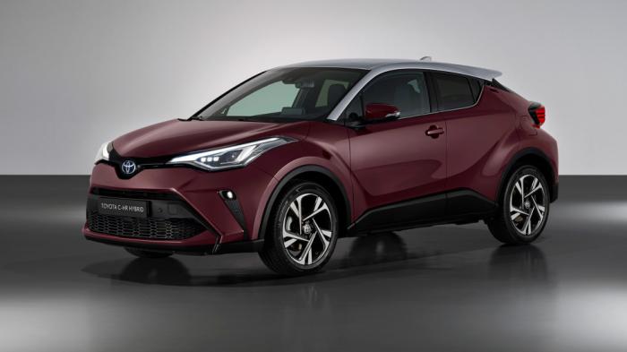 Νέο Toyota C-HR: Ανανέωση για το best seller μικρομεσαίο SUV