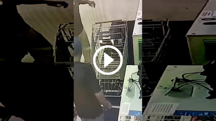 Τελικά πόσο εύκολο είναι να αρπάξει φωτιά μια μπαταρία; [video]