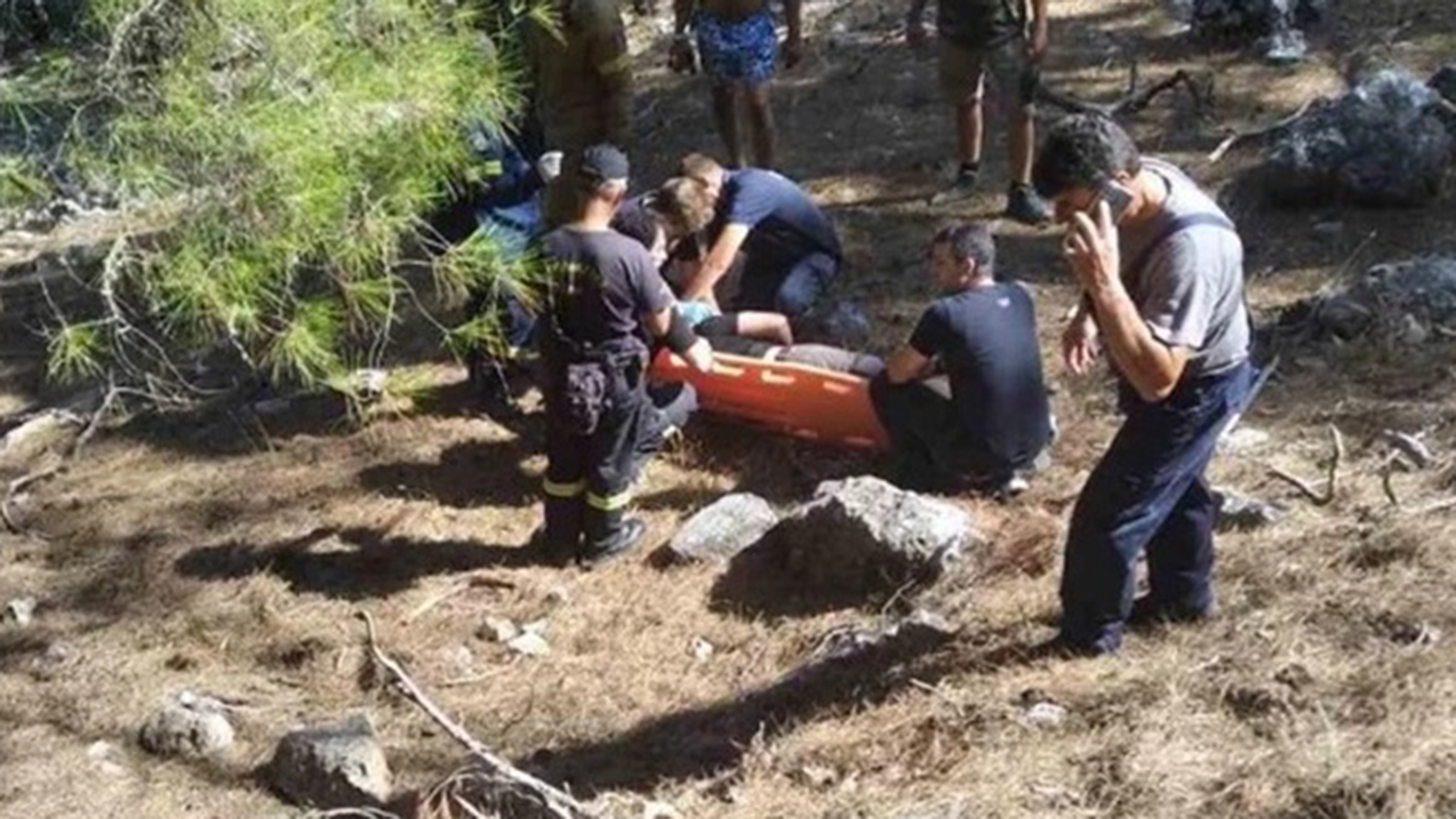 Δύο αδέρφια έπεσαν σε γκρεμό με «γουρούνα»