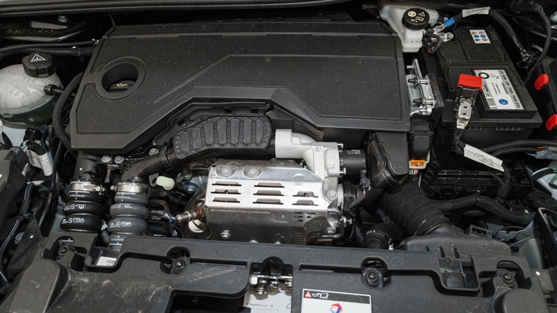 Opel Mokka Black 136 PS: Τι βαθμό παίρνει σε κατανάλωση, χώρους, επιδόσεις και εγγυήσεις;