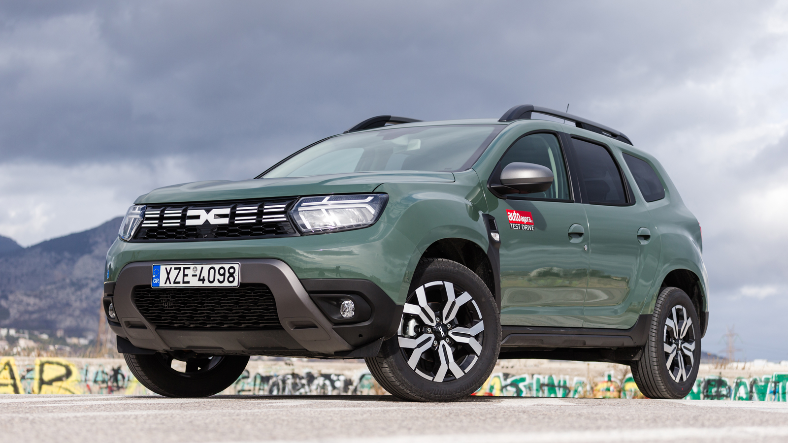 Dacia Duster 130ps VS Suzuki S-Cross 129ps Συγκριτικό