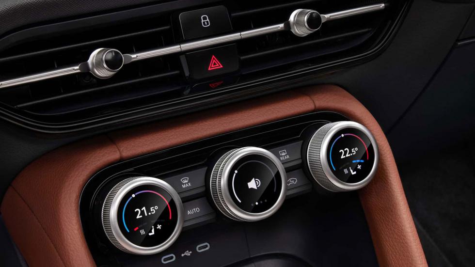 Αποκαλύφθηκε το εσωτερικό των νέων Skoda Superb και Kodiaq