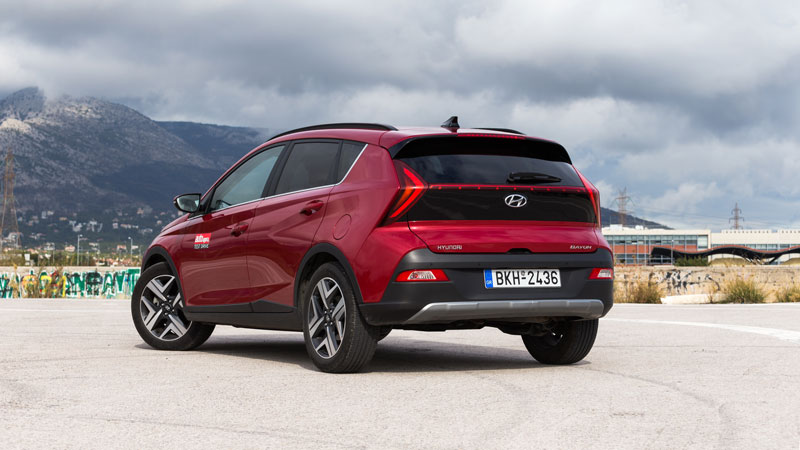 Hyundai Bayon 100PS 7DCT: Τι βαθμό παίρνει σε κατανάλωση, χώρους, επιδόσεις και εγγυήσεις;