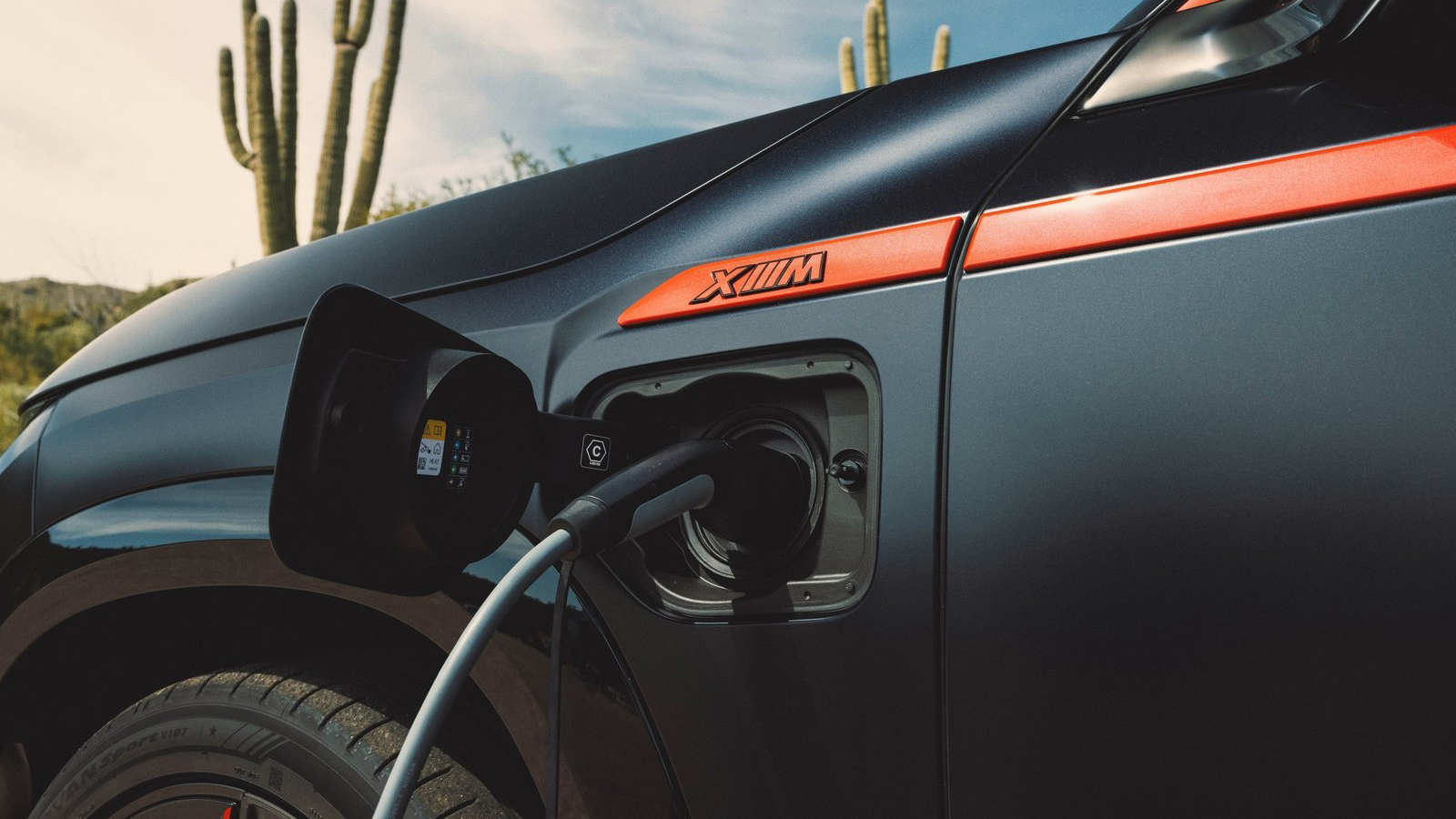 BMW XM Label Red 748 ίππων: Η πιο ισχυρή BMW είναι γεγονός 