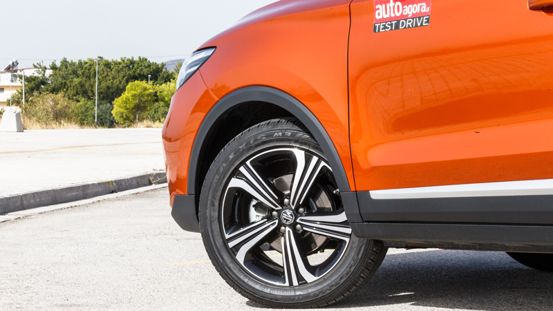 Το σύστημα των αναρτήσεων δεν αφήνει τους κακοτράχαλους ελληνικούς δρόμους να ενοχλούν τους επιβάτες