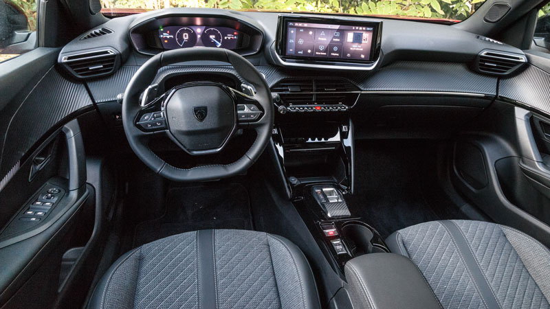 Οι 130 ίπποι και τα 300Nm ροπής προσφέρουν σπιρτόζικες επιδόσεις στο μοντέλο, ενώ η μέση κατανάλωση παραμένει στα 6,5 λτ./ 100 χλμ.